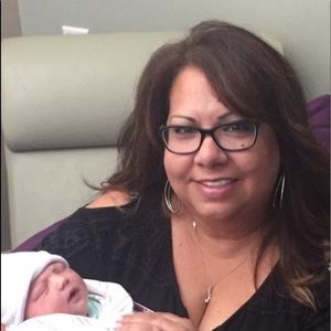 Meet your Posher, Jenneth